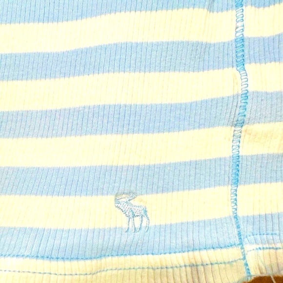 Abercrombie & Fitch Vintage Striped Racerback tank top 🥰 - Picture 5 of 9